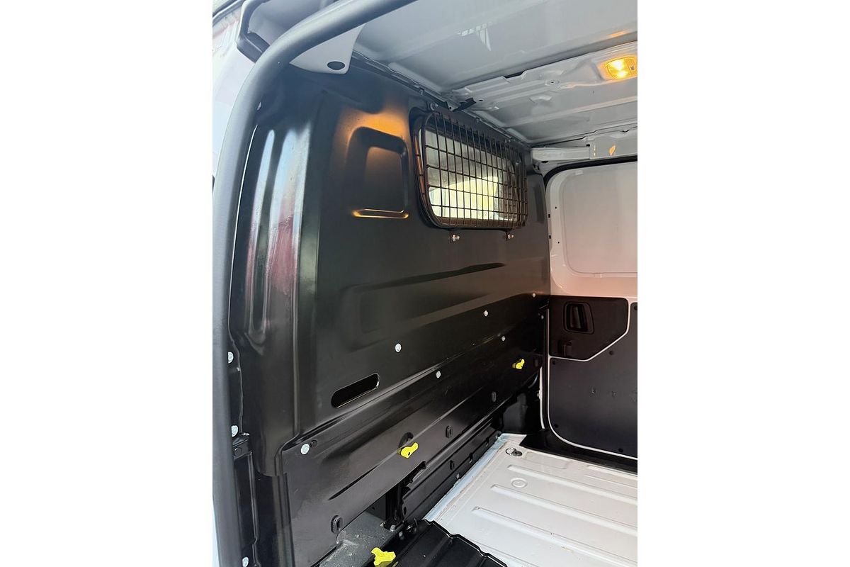 2022 Peugeot Expert Premium K0 SWB