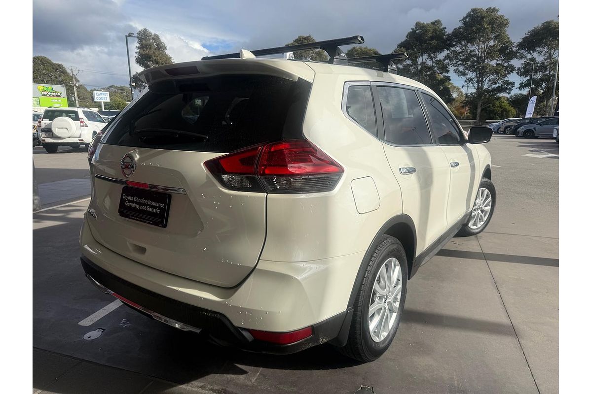 2022 Nissan X-TRAIL ST T32