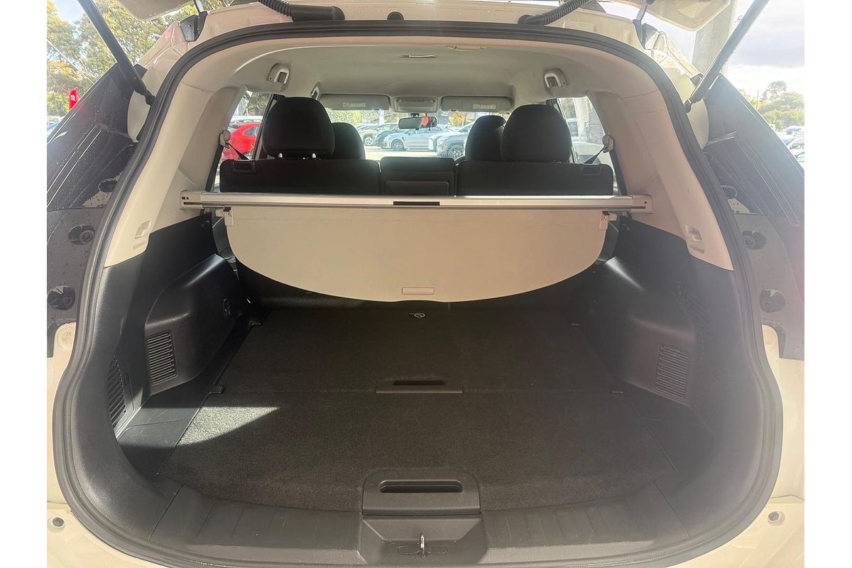 2022 Nissan X-TRAIL ST T32