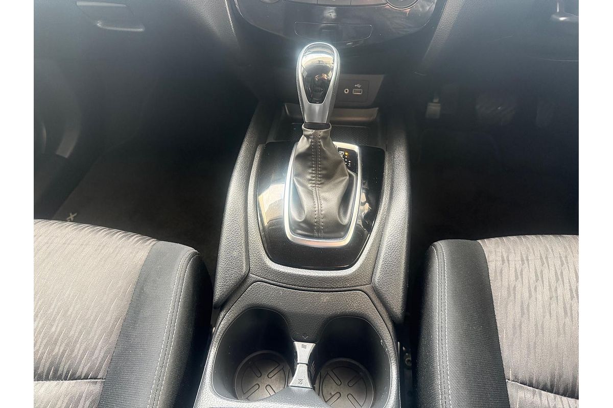 2022 Nissan X-TRAIL ST T32