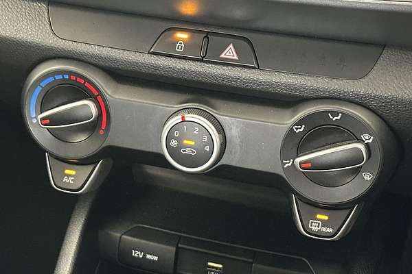 2023 Kia Stonic S YB