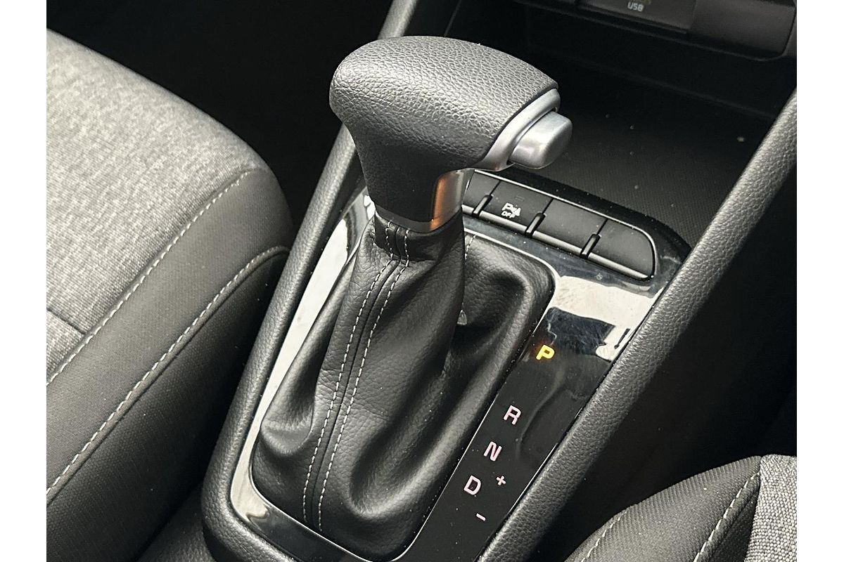 2023 Kia Stonic S YB