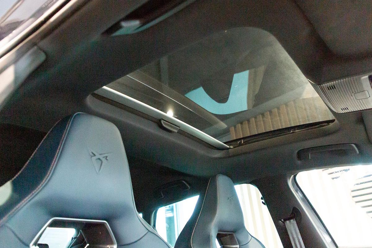 2024 CUPRA Leon V Tribe Edition KL