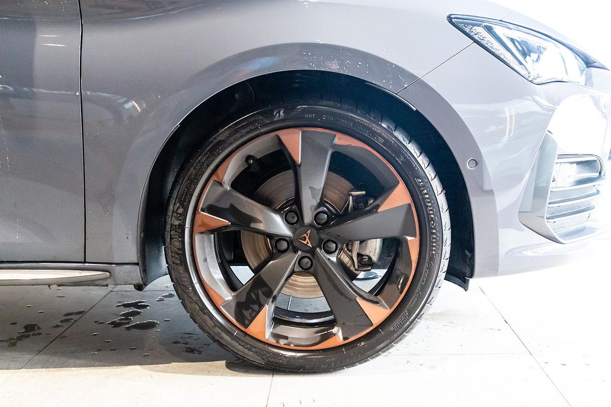 2024 CUPRA Leon V Tribe Edition KL