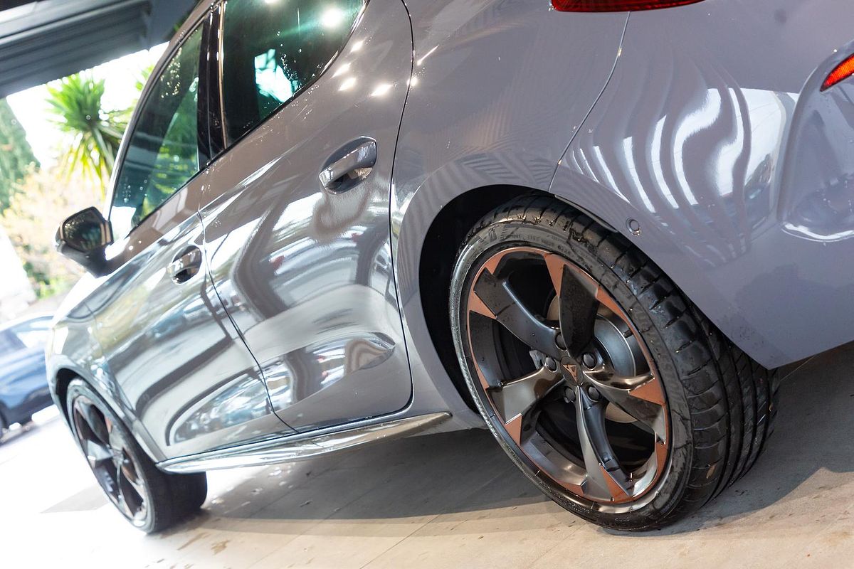 2024 CUPRA Leon V Tribe Edition KL