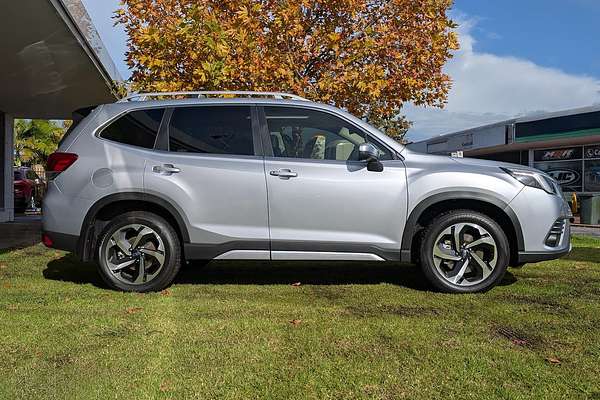 2024 Subaru Forester 2.5i-S S5