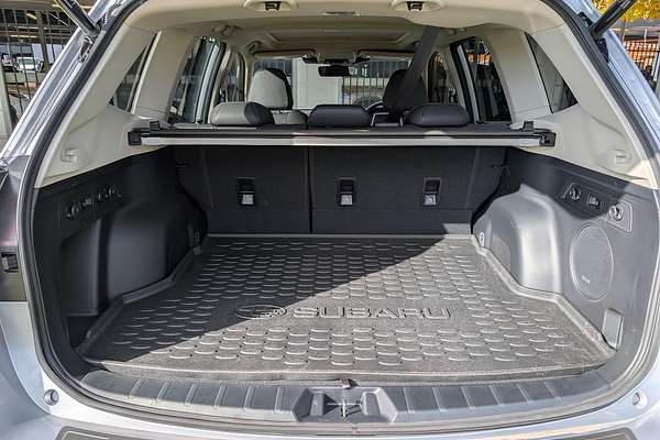 2024 Subaru Forester 2.5i-S S5