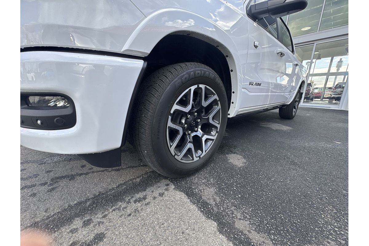 2025 RAM 1500 Laramie Sport Hurricane SO RamBox DT 4X4 SWB