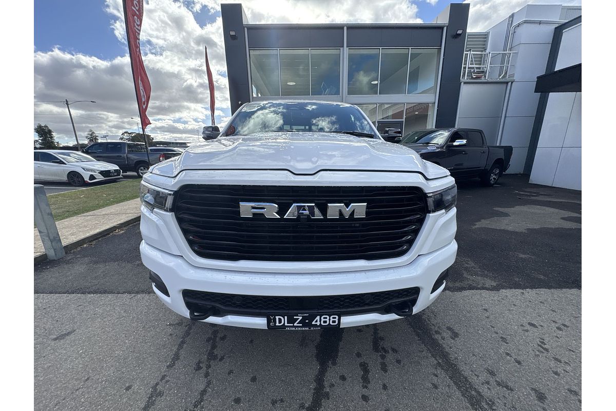 2025 RAM 1500 Laramie Sport Hurricane SO RamBox DT 4X4 SWB
