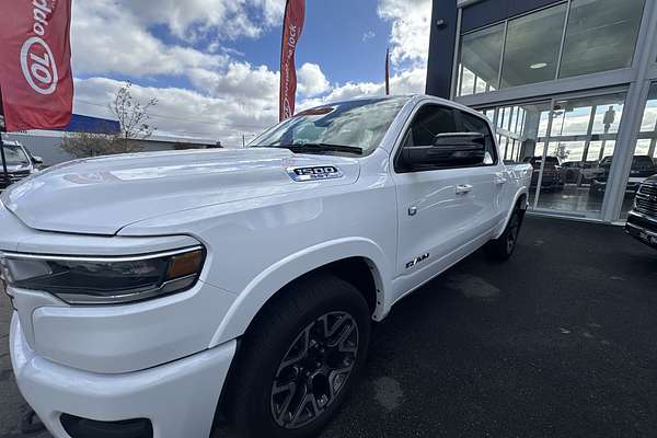 2025 RAM 1500 Laramie Sport Hurricane SO RamBox DT 4X4 SWB