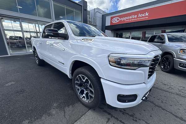 2025 RAM 1500 Laramie Sport Hurricane SO RamBox DT 4X4 SWB