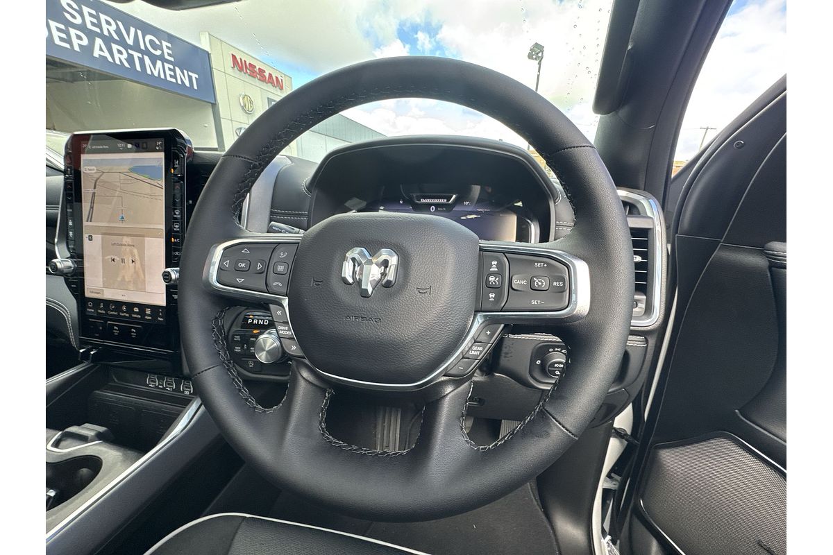 2025 RAM 1500 Laramie Sport Hurricane SO RamBox DT 4X4 SWB
