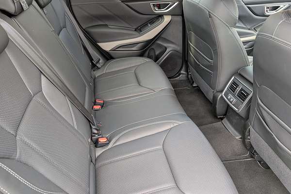 2024 Subaru Forester 2.5i-S S5