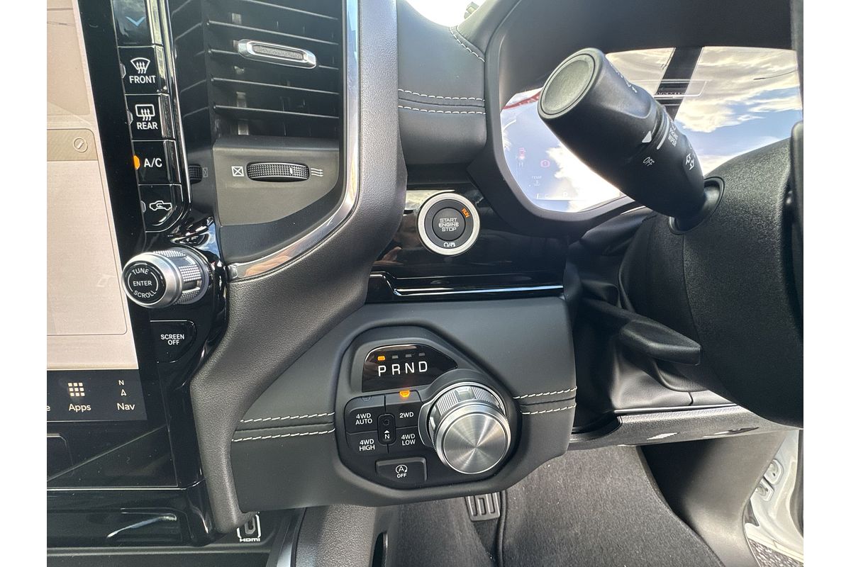 2025 RAM 1500 Laramie Sport Hurricane SO RamBox DT 4X4 SWB