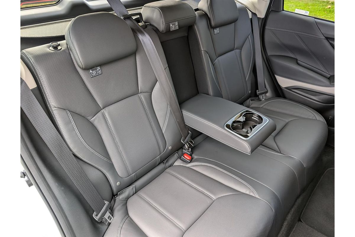 2024 Subaru Forester 2.5i-S S5