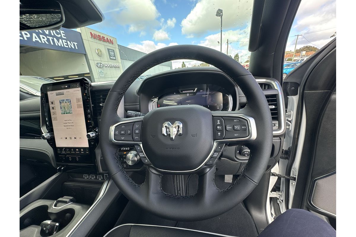 2025 RAM 1500 Laramie Sport Hurricane SO RamBox DT 4X4 SWB