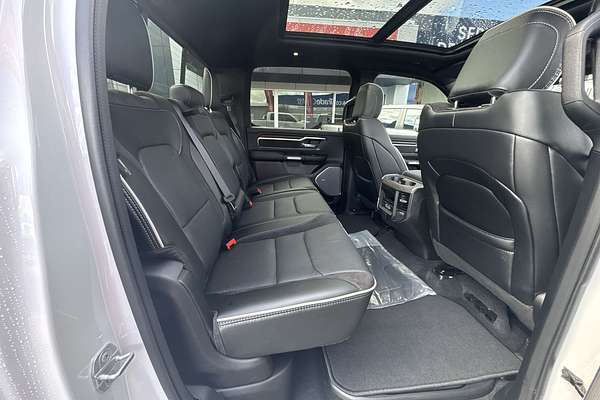 2025 RAM 1500 Laramie Sport Hurricane SO RamBox DT 4X4 SWB