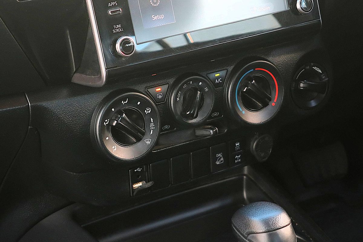 2021 Toyota Hilux SR GUN126R 4X4