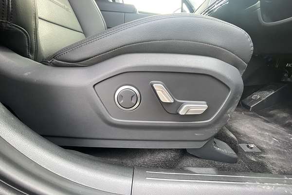 2025 Hyundai Santa Fe Elite MX5.V1