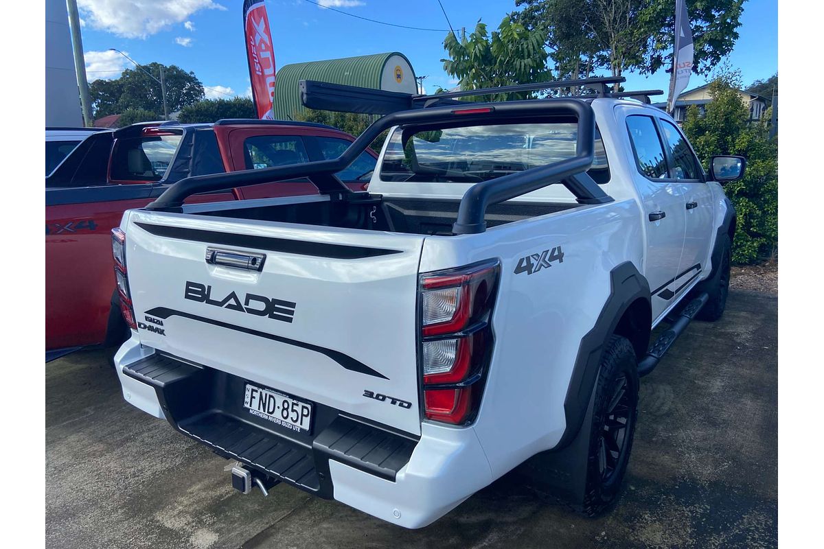 2024 Isuzu D-MAX BLADE 4X4