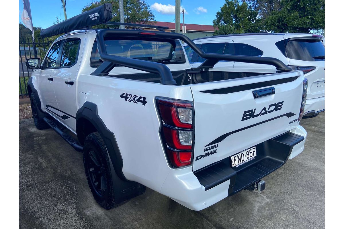 2024 Isuzu D-MAX BLADE 4X4