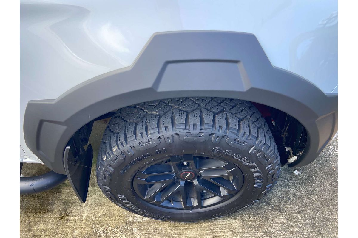 2024 Isuzu D-MAX BLADE 4X4