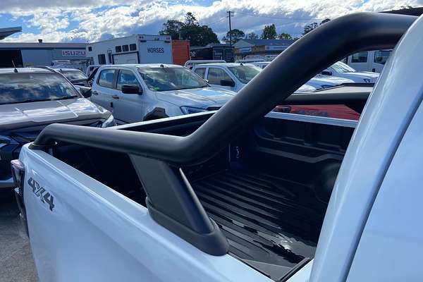 2024 Isuzu D-MAX BLADE 4X4