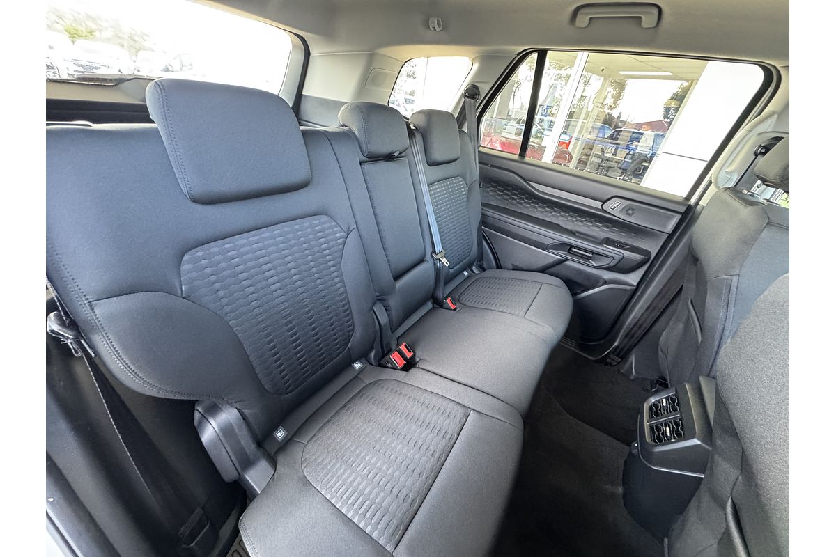 2024 Ford Everest Ambiente 2.0L