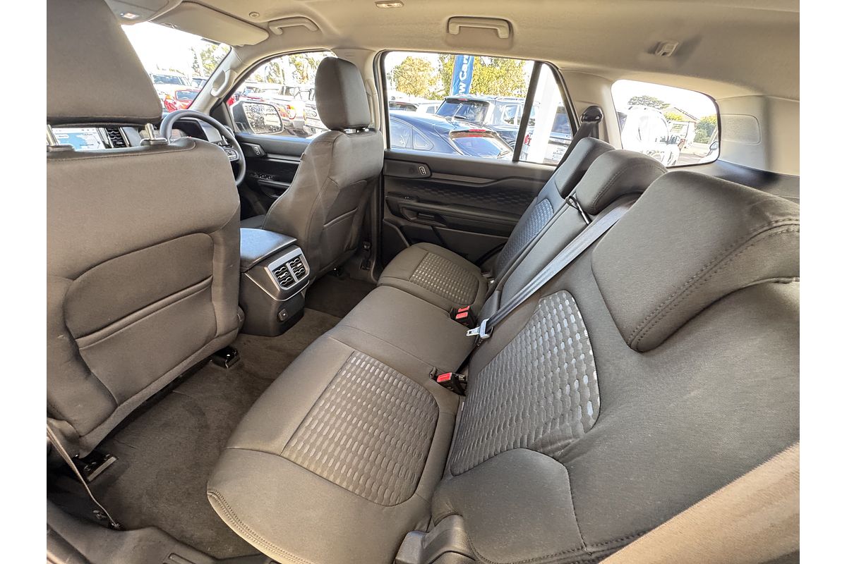 2024 Ford Everest Ambiente 2.0L