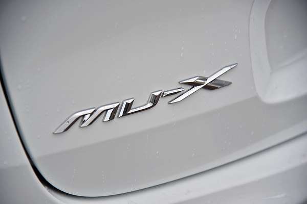 2022 Isuzu MU-X LS-U
