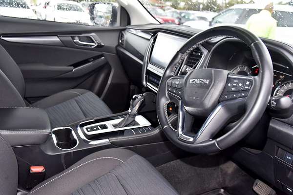 2022 Isuzu MU-X LS-U