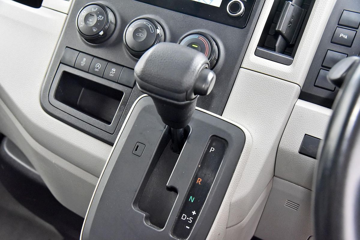 2019 Toyota Hiace GDH300R LWB