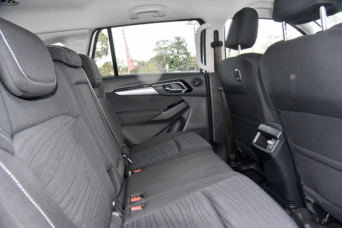 2022 Isuzu MU-X LS-U