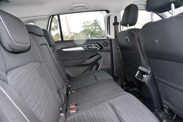 2022 Isuzu MU-X LS-U