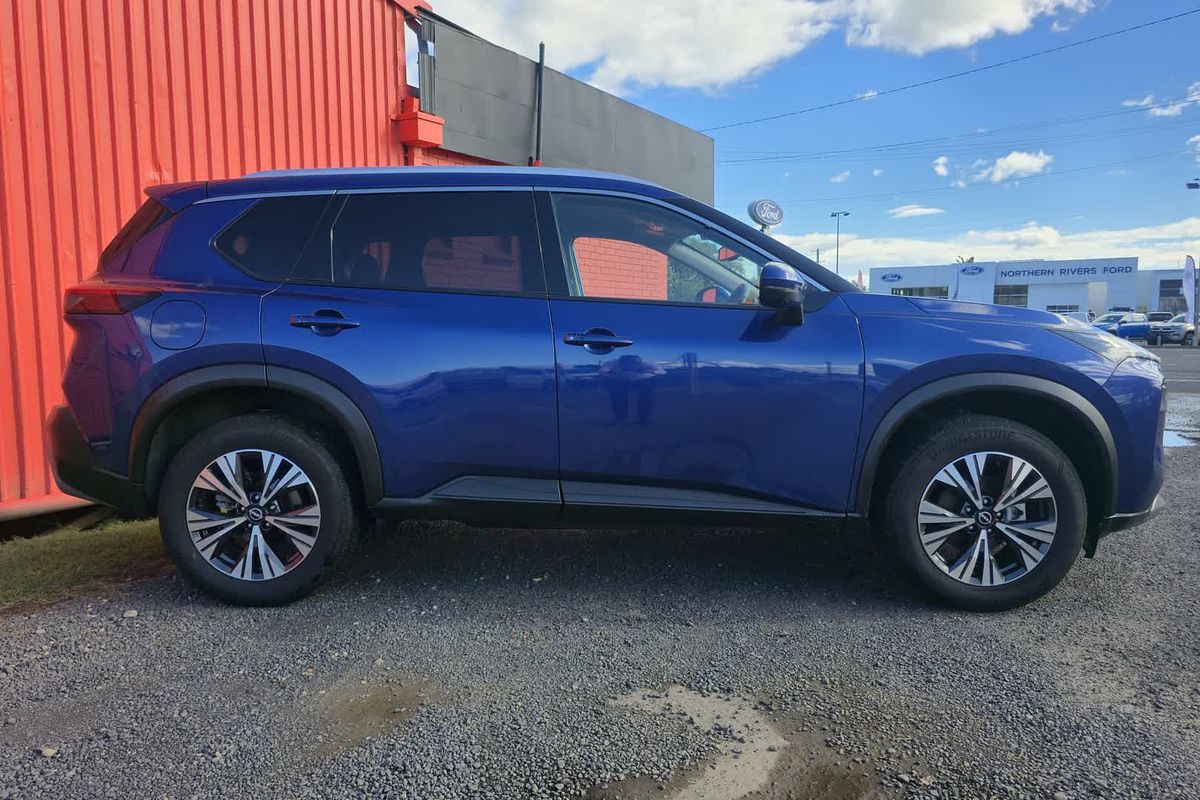 2023 Nissan X-TRAIL ST-L T33