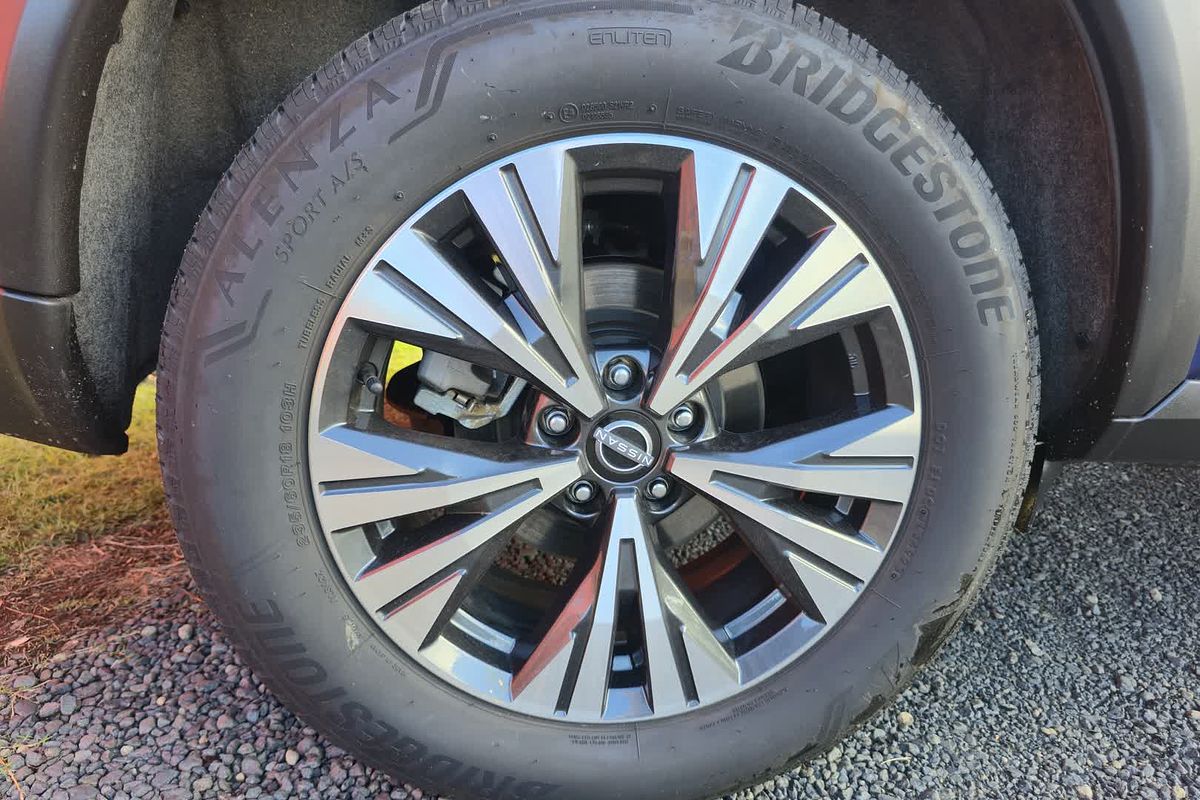 2023 Nissan X-TRAIL ST-L T33