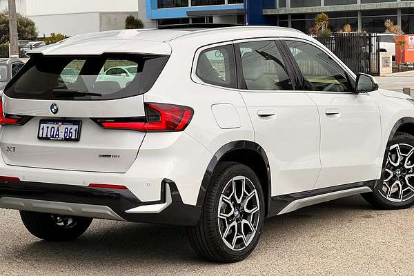 2025 BMW X1 sDrive18i U11