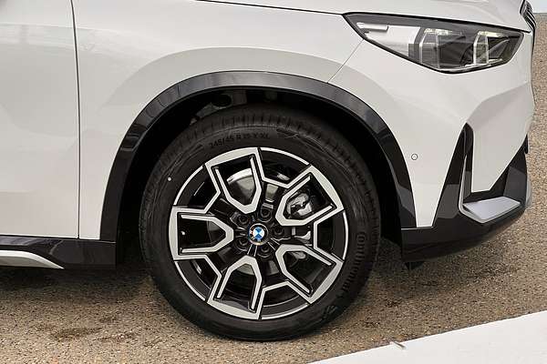2025 BMW X1 sDrive18i U11
