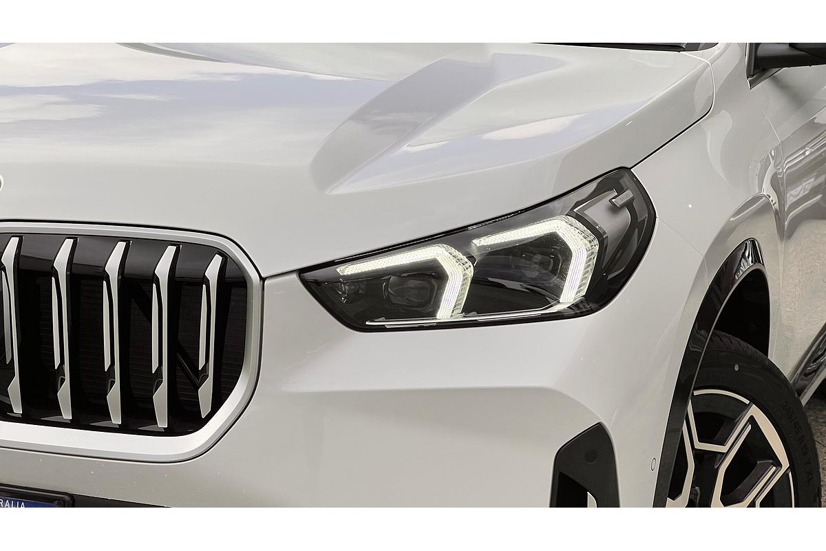 2025 BMW X1 sDrive18i U11