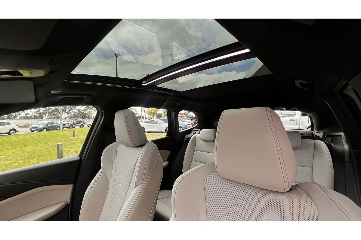 2025 BMW X1 sDrive18i U11