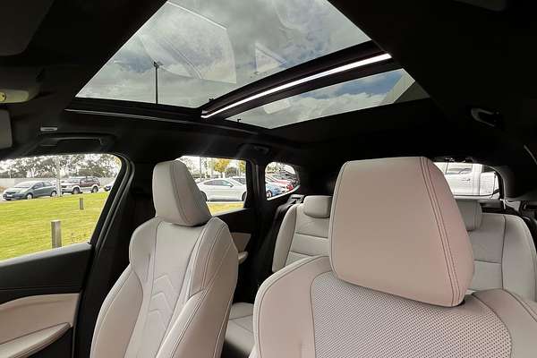 2025 BMW X1 sDrive18i U11