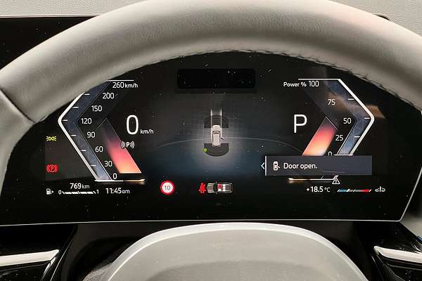 2025 BMW X1 sDrive18i U11