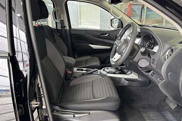 2024 Nissan Navara ST-X D23 4X4