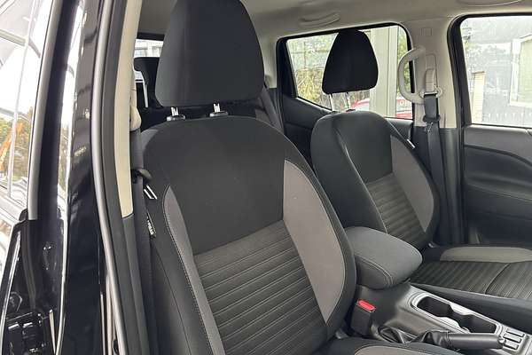 2024 Nissan Navara ST-X D23 4X4