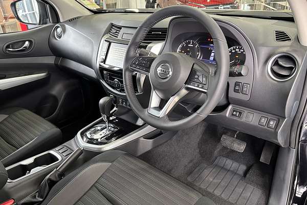 2024 Nissan Navara ST-X D23 4X4