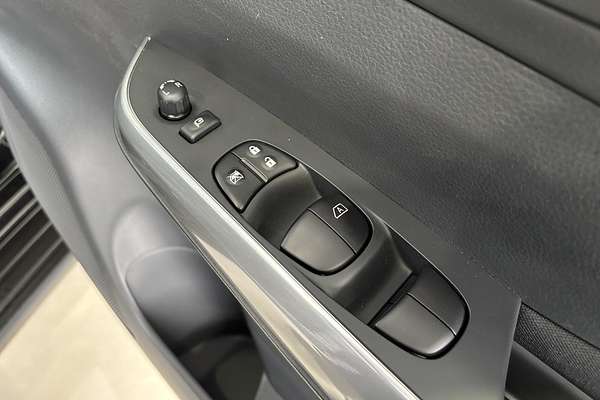 2024 Nissan Navara ST-X D23 4X4