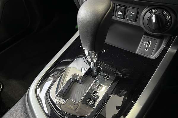 2024 Nissan Navara ST-X D23 4X4