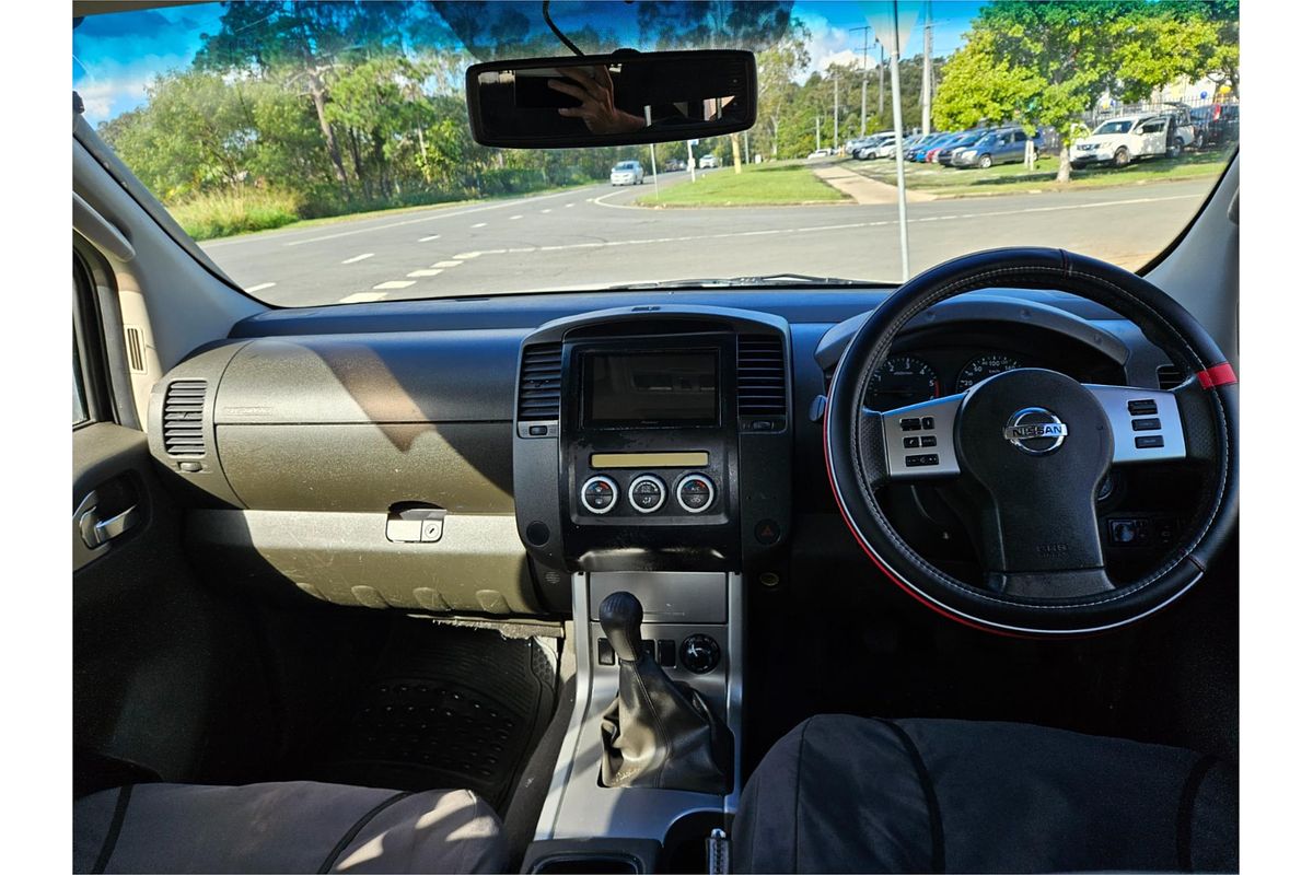 2013 Nissan Navara ST D40 S6 4X4