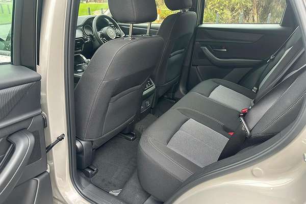 2025 Mazda CX-60 G40e Pure KH Series