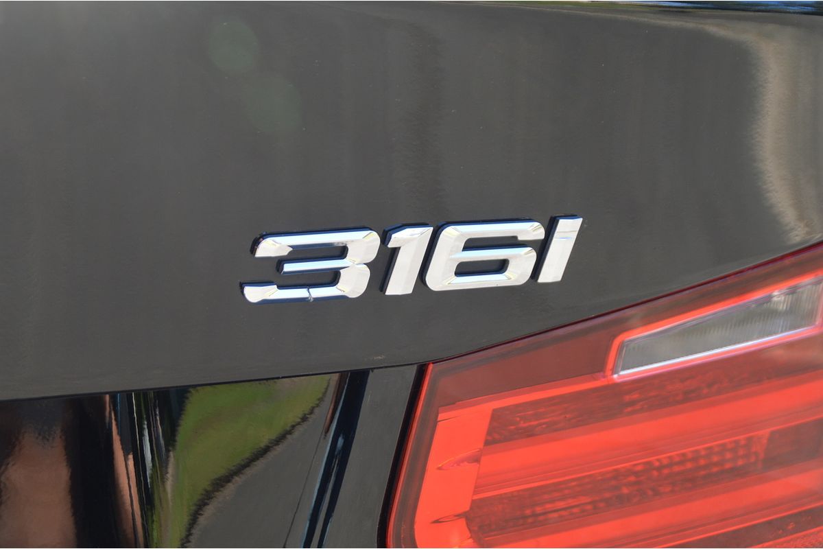 2013 BMW 3 Series 316i F30